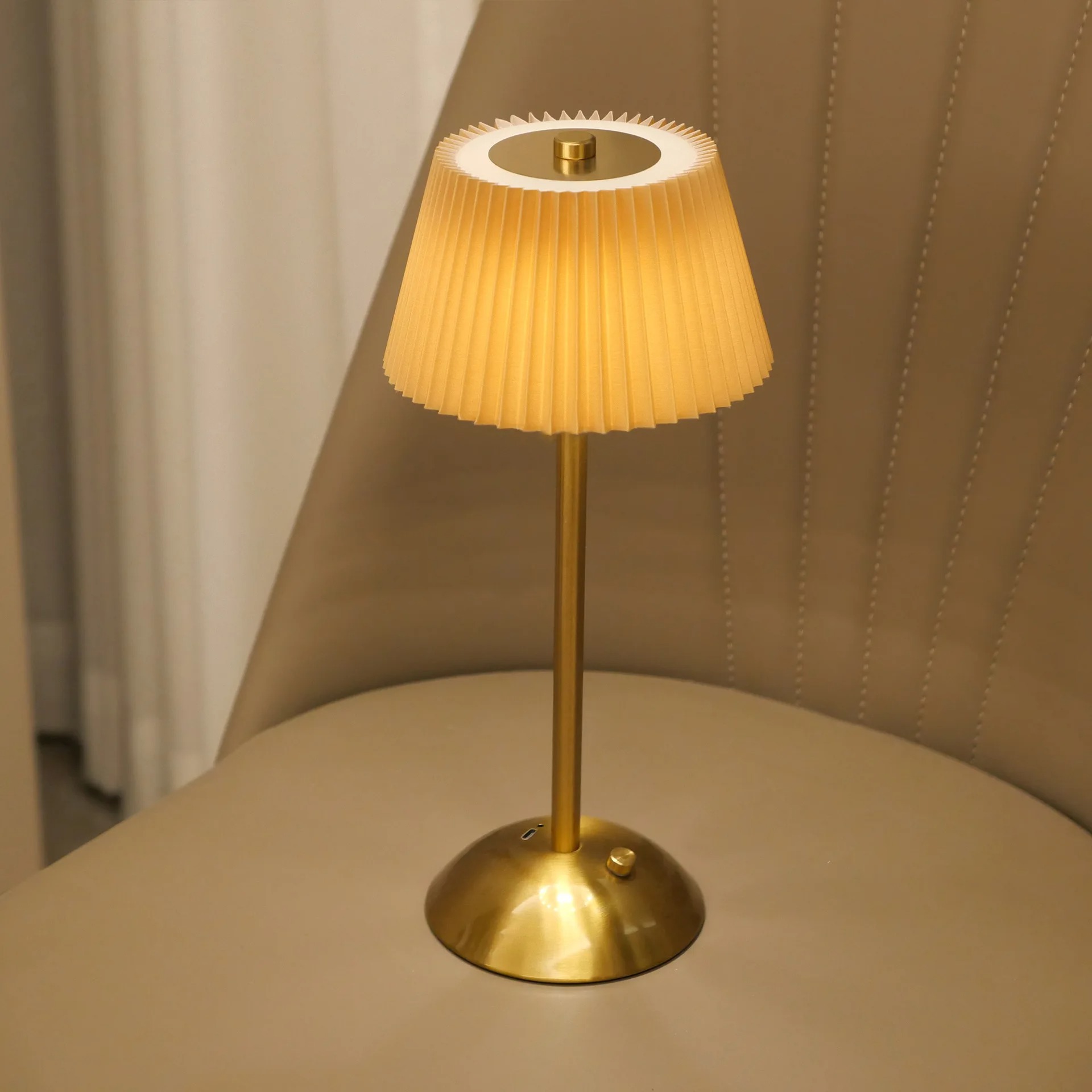 Cordless Desk Lamp Cordless Desk Lamp - Image 1